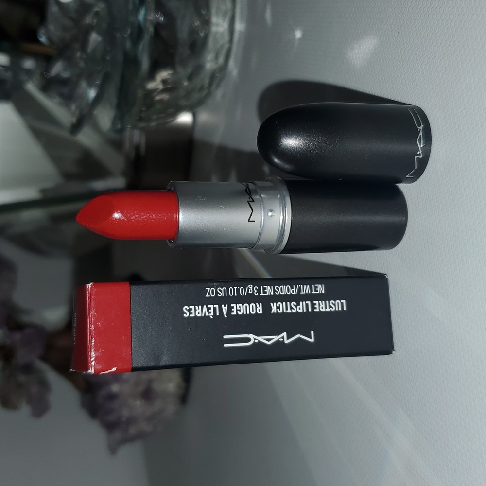 NIB MAC Lustre Lipstick in 510 Lady Bug